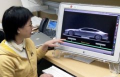 斯坦福大學研制出電動汽車高速公路自動充電系統！