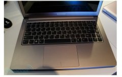 聯(lián)想公布IdeaPad U300e超級(jí)本價(jià)格超900美元外觀不錯(cuò)！
